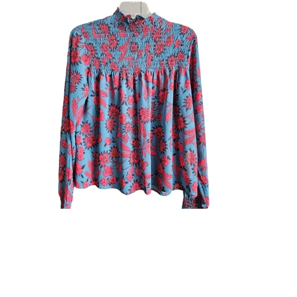 Abercrombie & Fitch Blouse Smocked Floral M‎ Blue Red